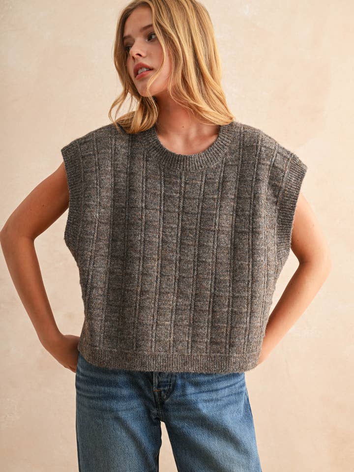 textured short sleeve sweater