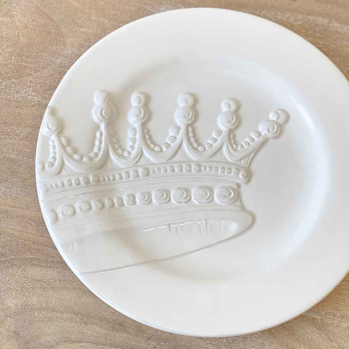 The Royal Standard The Royal Standard Royal Crown Embossed Plates (set of 4) - Little Miss Muffin Children & Home